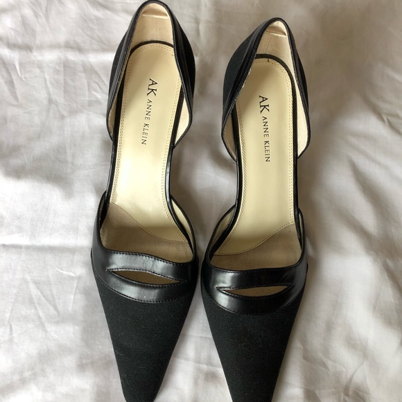 anne klein low heel shoes